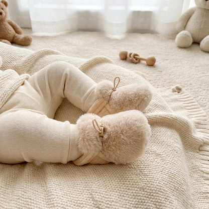Chaussons pour Bébé Chauds et Confortables en Coton Doublés de Polaire avec Semelles Souples